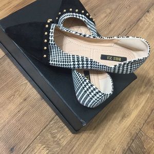 Houndstooth flats